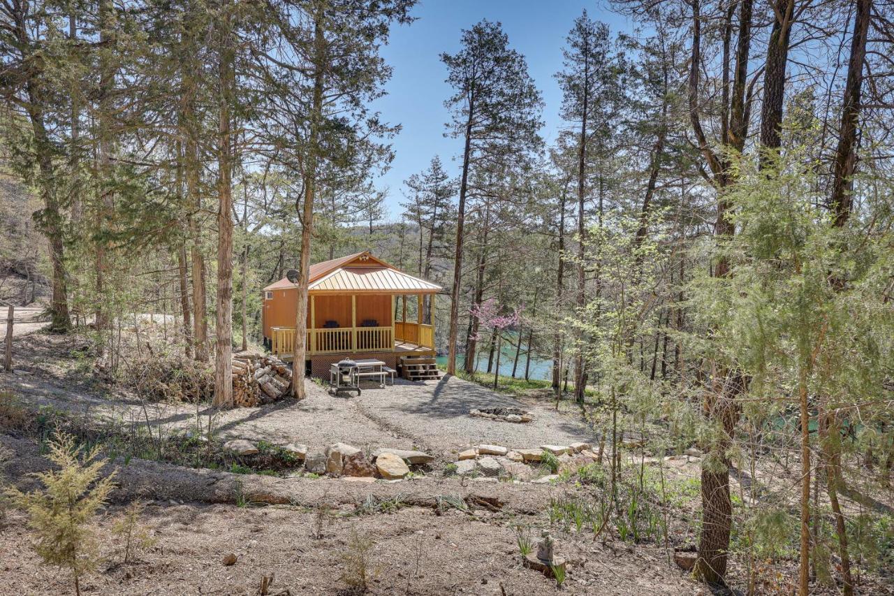 Cliffside Eureka Springs Cabin With Beaver Lake View Экстерьер фото