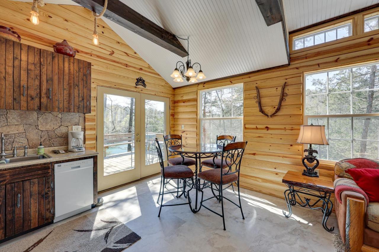 Cliffside Eureka Springs Cabin With Beaver Lake View Экстерьер фото