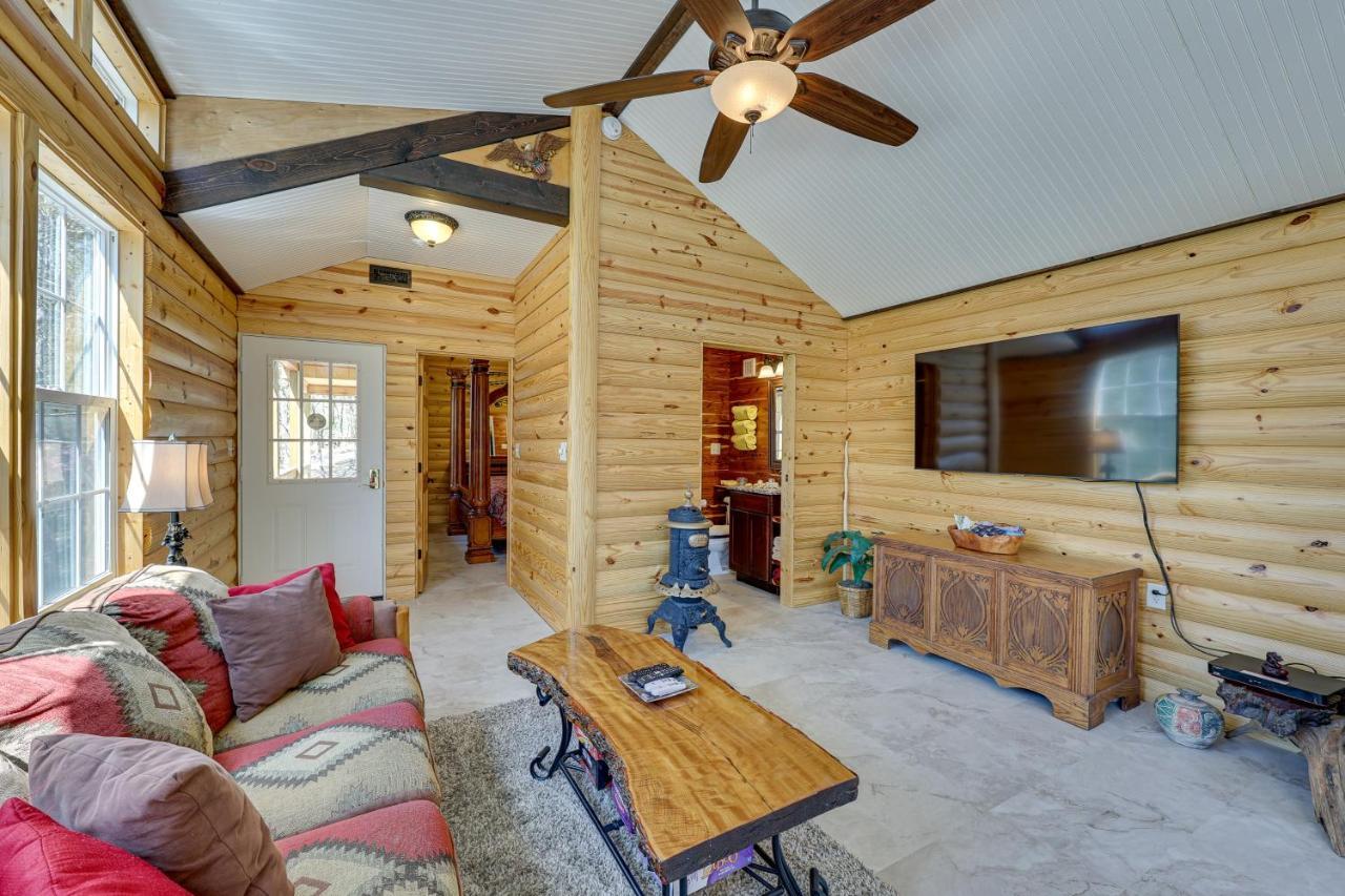 Cliffside Eureka Springs Cabin With Beaver Lake View Экстерьер фото