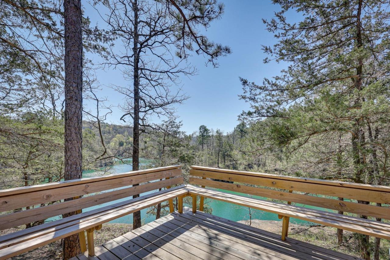 Cliffside Eureka Springs Cabin With Beaver Lake View Экстерьер фото